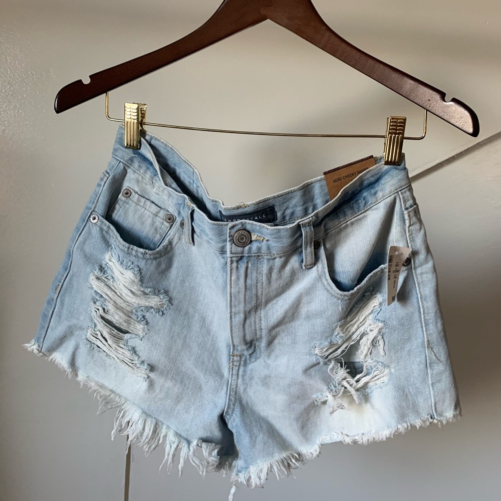 Aeropostale cheeky short